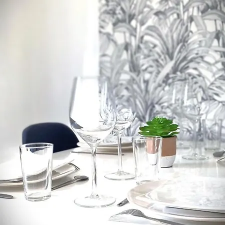 Daire Le Solar-appart Lumineux Proche Centre Et Gare *